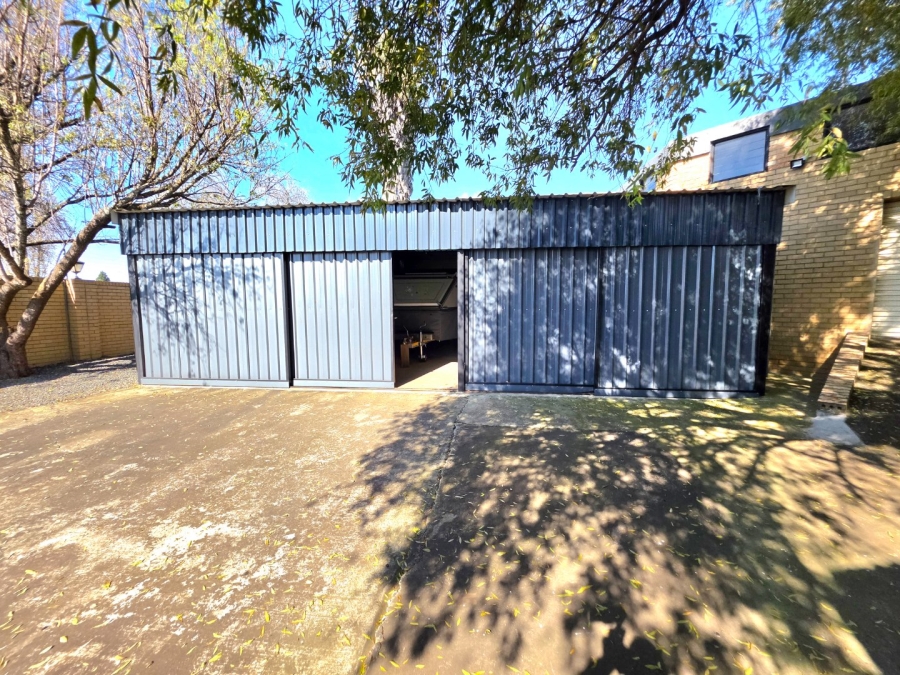4 Bedroom Property for Sale in Panorama Free State